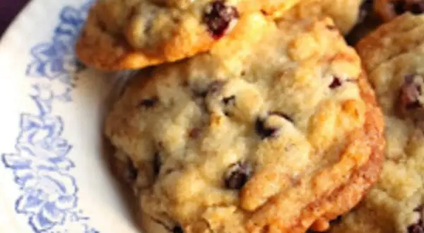 Délicieux cookies aux fruits d'amelanchier, une recette gourmande à partager.